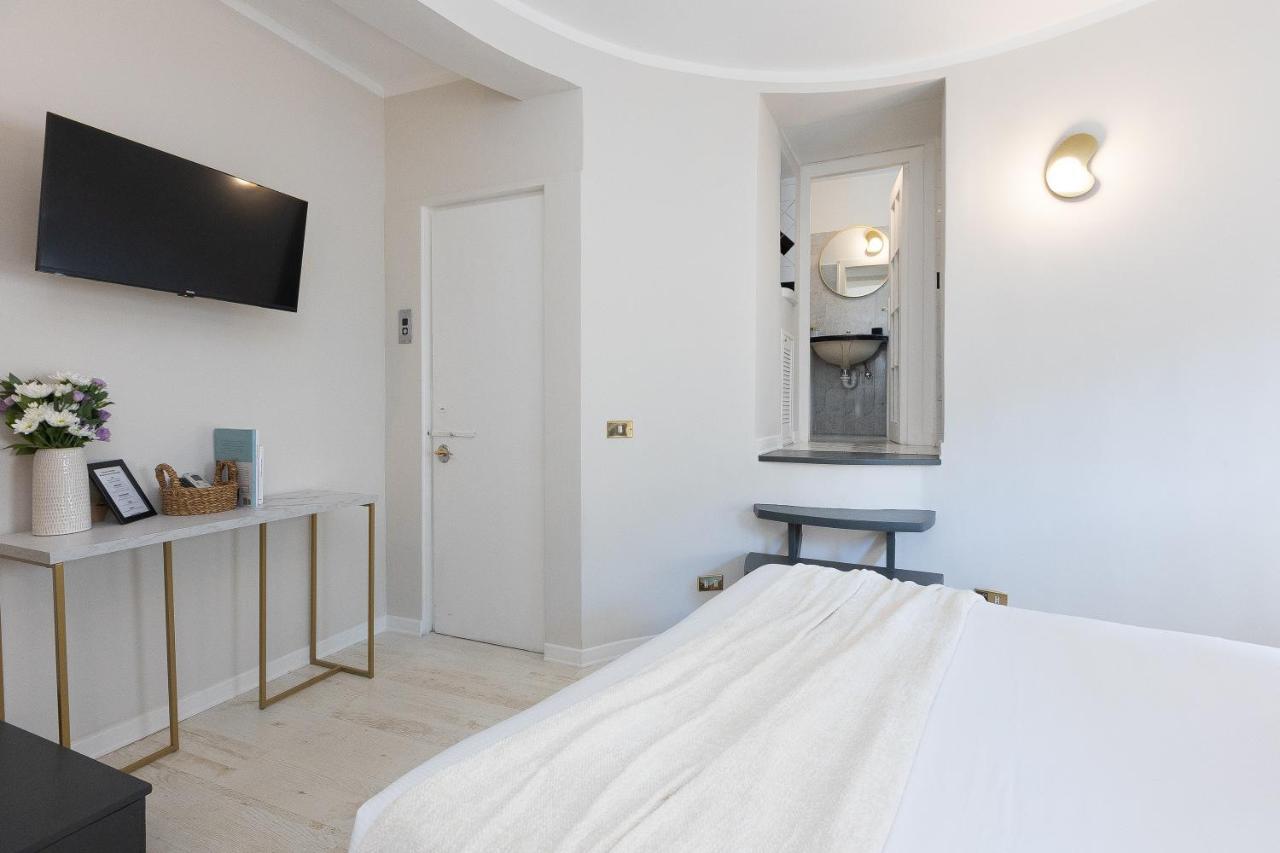 Tiny Studio Piazza Del Popolo Hotel Rome Exterior photo